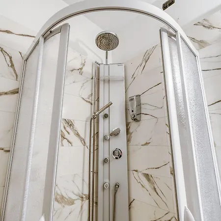 Pensjonat Le Downtown