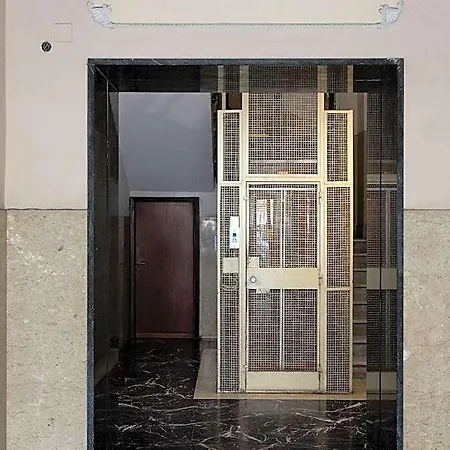 Vatican Plaza