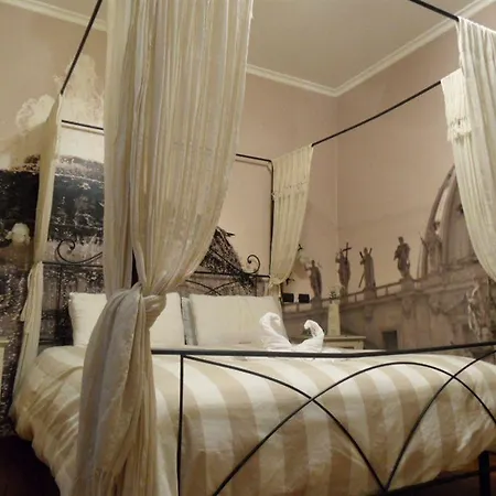 Le Downtown Guest house
